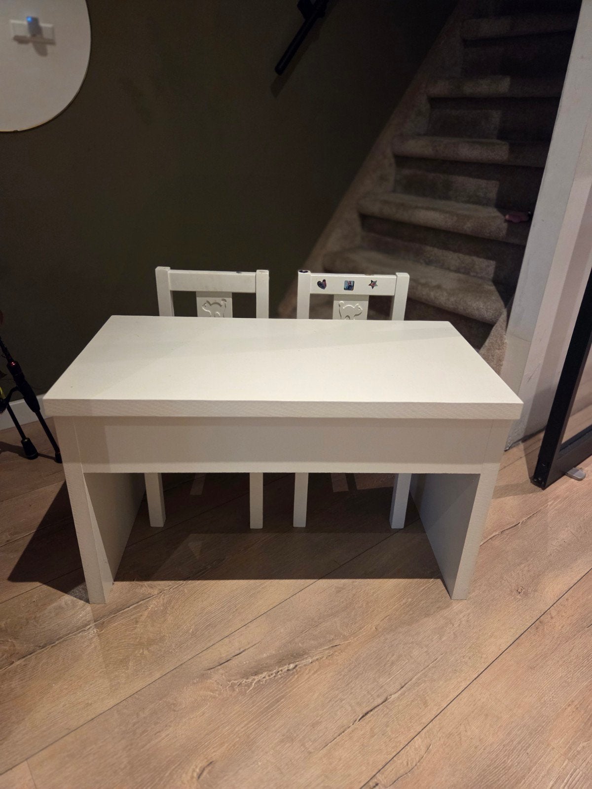 Kinder tafel/bureau met 2 stoeltjes, Kinderen en Baby's, Ophalen, Gebruikt, Tafel(s) en Stoel(en)