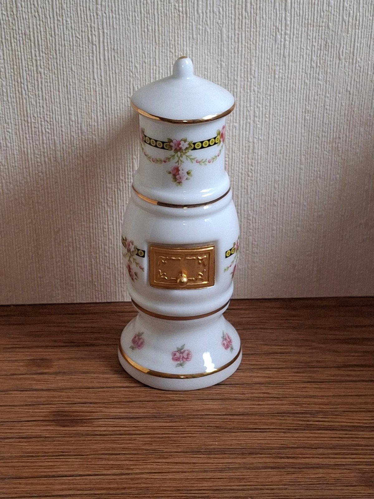 Poppenhuis 1:12 Reutter Victorian rose geiser, Ophalen of Verzenden, Zo goed als nieuw, Poppenhuis