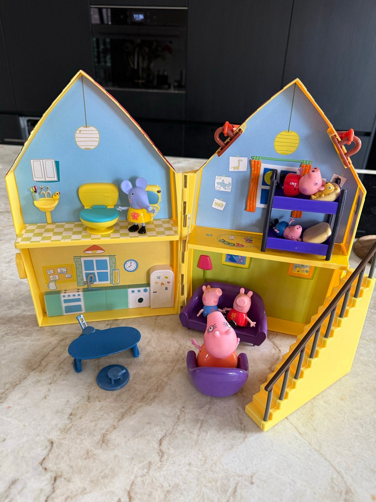 Peppa Pig Speelhuis met Figuren en Meubels, Ophalen of Verzenden, Gebruikt, Poppenhuis