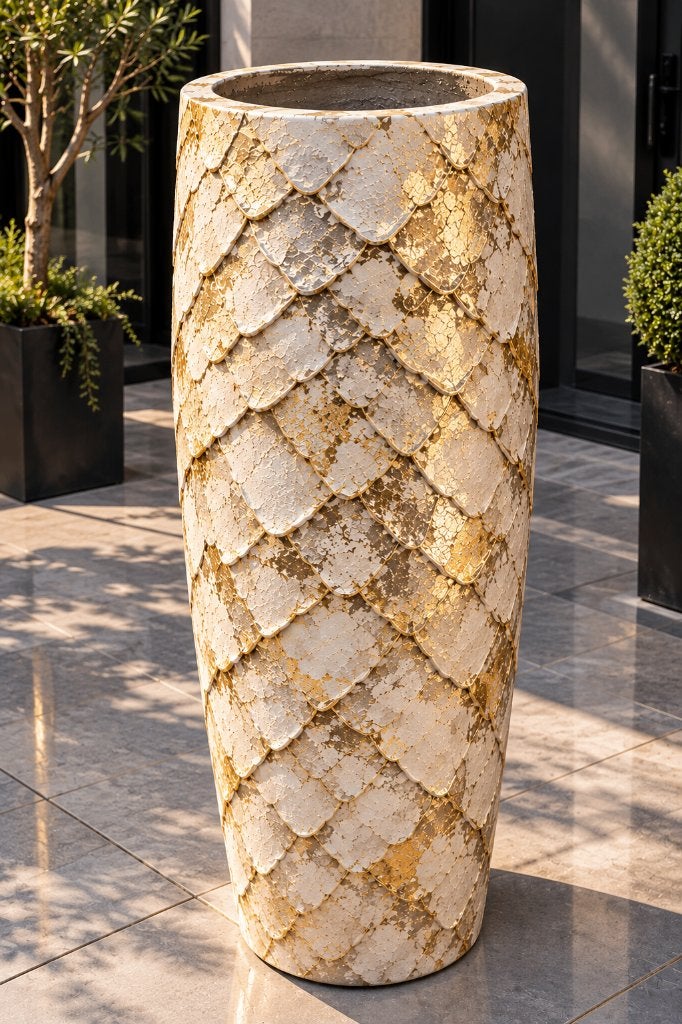 VALYRIA DRAGON – Exclusieve handgemaakte designvaas, Tuin en Terras, Overige materialen, 40 cm of meer, Rond, Nieuw