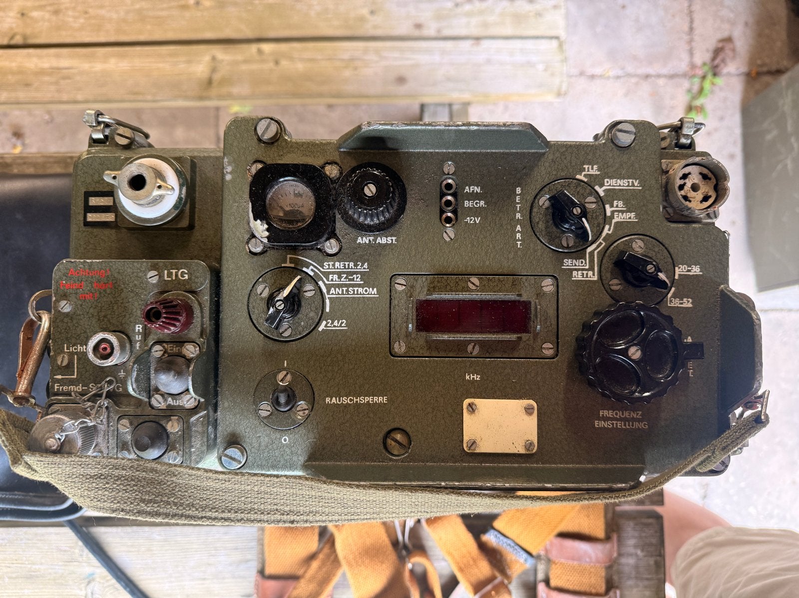 Russische R107T zend-ontvanger compleet in originele kist, Ophalen, Zo goed als nieuw, Zender en Ontvanger