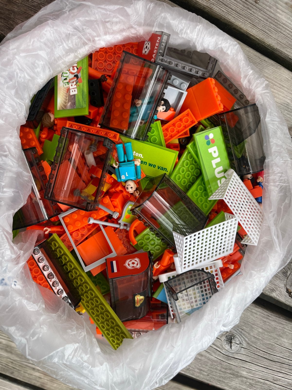 Plus Bricks Voetbal Spaaractie - Grote Zak Bouwstenen, Ophalen of Verzenden, Gebruikt, Overige merken