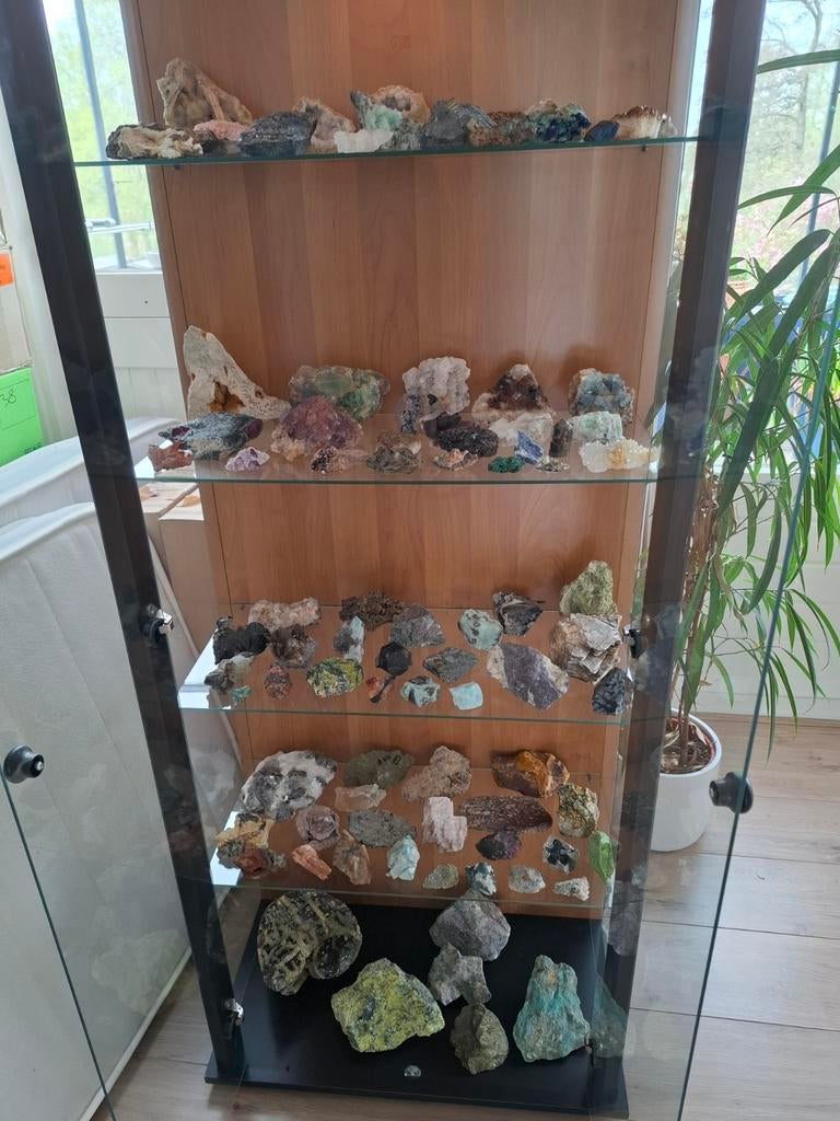 Enorme verzameling mineralen, Verzamelen, Ophalen