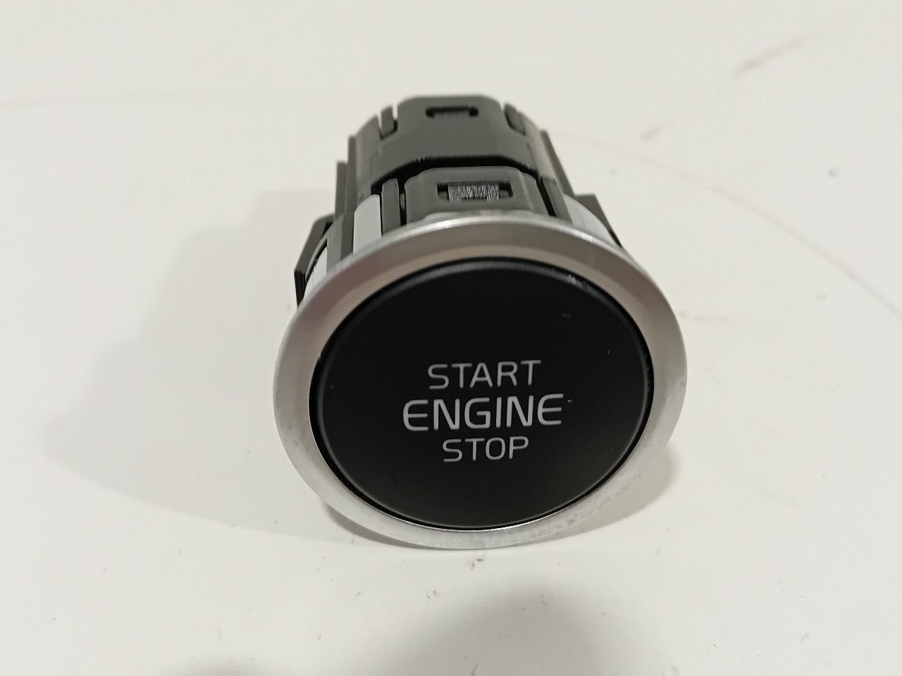 Start/stop schakelaar Volvo XC40, Onderdelen@venauto.nl, Van der Ven Autorecycling B.V., Gebruikt, Ettenseweg 76, 4706 PB Roosendaal, The Netherlands
