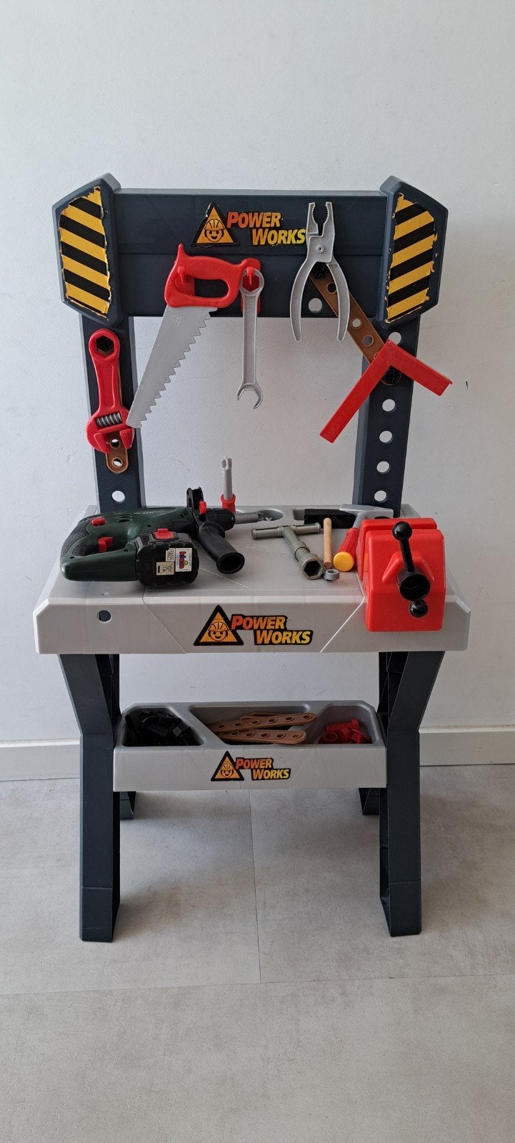 Speelgoed werkbank met gereedschap en accutol, Ophalen, Gebruikt, Jongen of Meisje