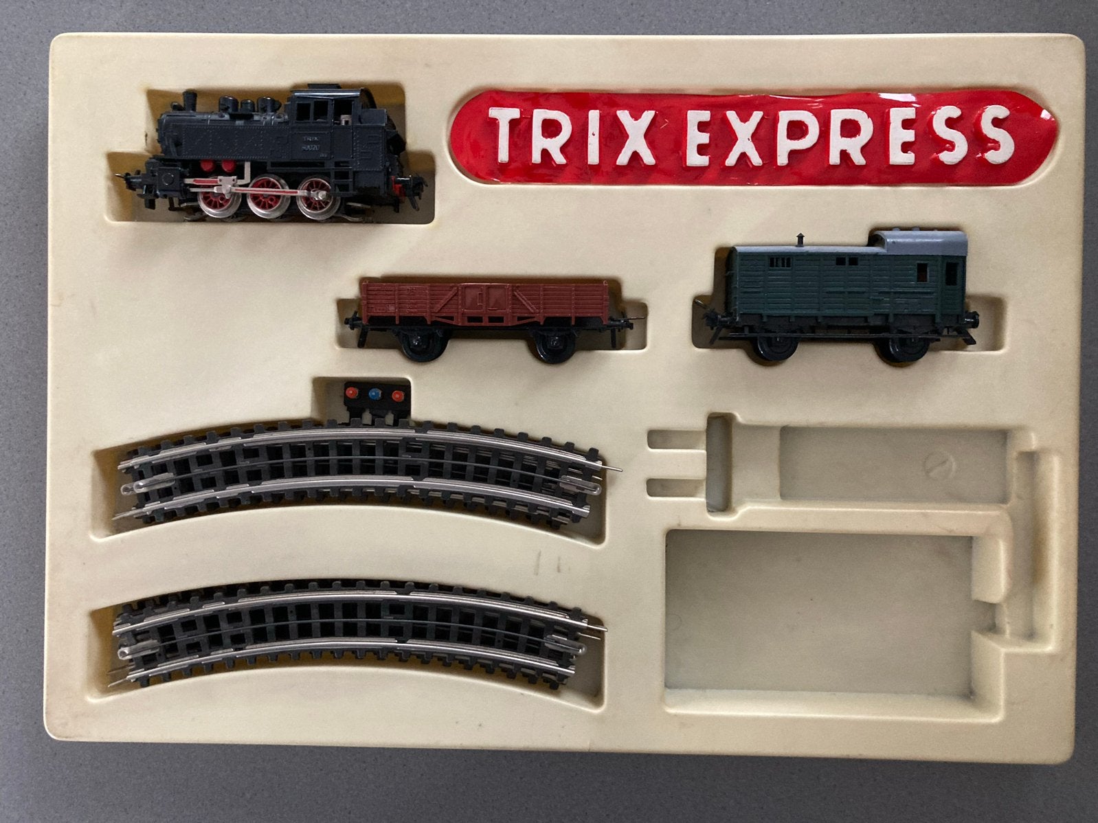 Trix Express Treinset 30020 met locomotief en wagons, Hobby en Vrije tijd, Gelijkstroom of Wisselstroom, Trix, Ophalen of Verzenden
