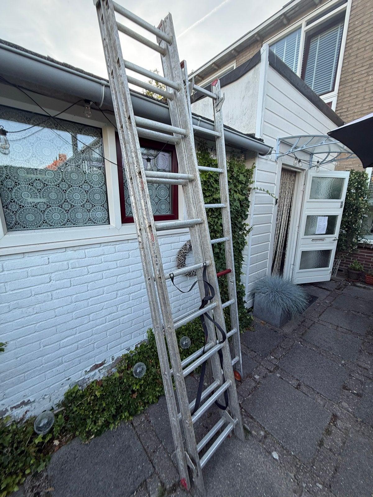 Altrex Economy uitschuifbare ladder, 3-delig, Ophalen, Gebruikt, Ladder, Opvouwbaar of Inschuifbaar