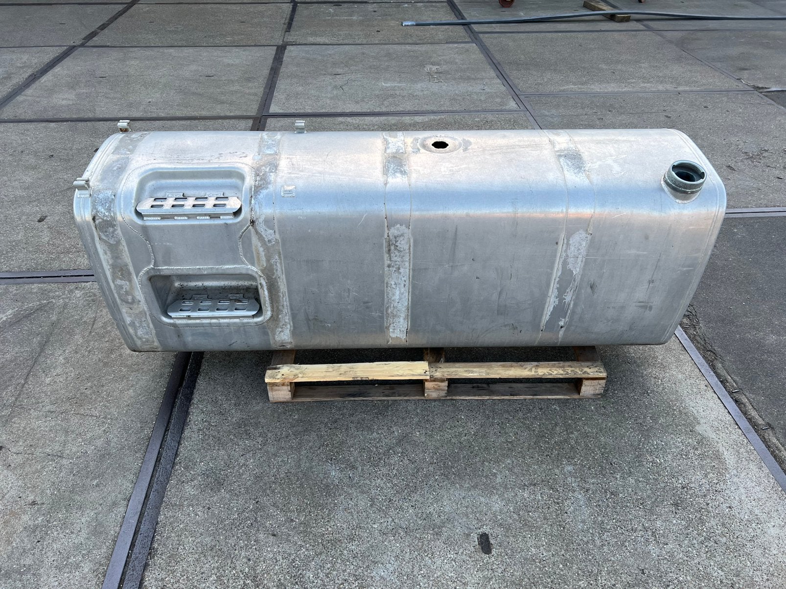 Brandstoftank Volvo, Auto-onderdelen, Vrachtwagen-onderdelen, Ophalen, Volvo