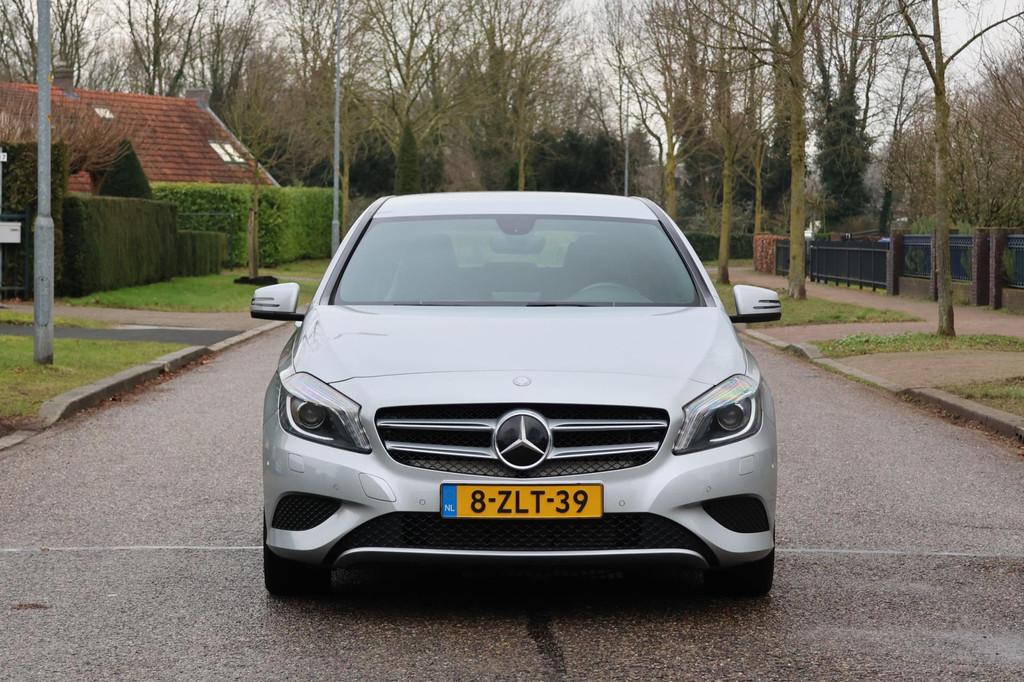 Mercedes-Benz A-klasse 180 Prestige | AUTOMAAT | NAVI | CRUI, Auto's, Gebruikt, 4 cilinders, 122 pk, 695 kg
