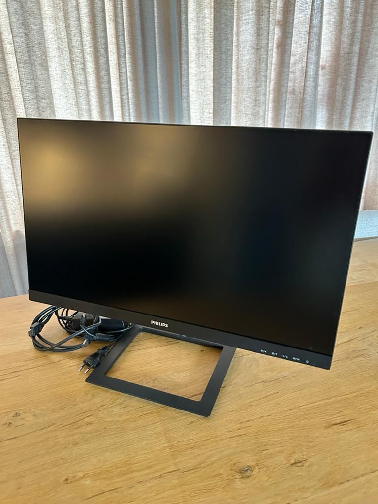 Philips 242E1GAJ Full HD Gaming Monitor - 144hz - 24 inch, Computers en Software, Monitoren, Gaming, 101 t/m 150 Hz, Full HD, Ophalen of Verzenden