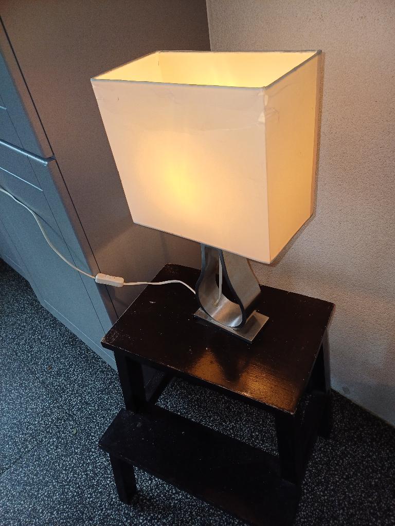 IKEA Klabb Tafellamp, Ophalen of Verzenden, Gebruikt, Metaal, Minder dan 50 cm