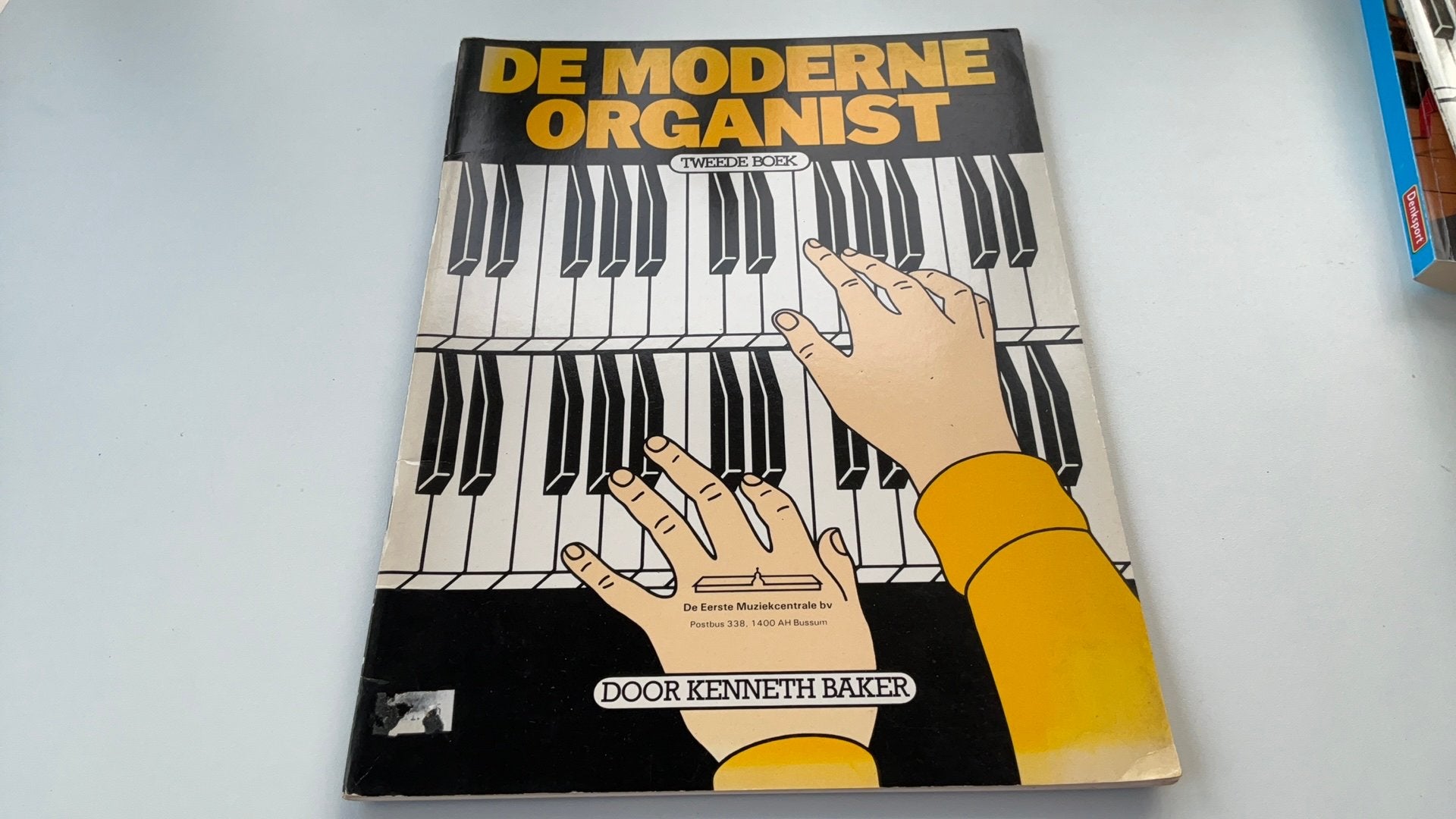 Orgelboek,Kenneth Baker de moderne organist deel 2, Ophalen of Verzenden, Zo goed als nieuw, Les of Cursus, Klassiek