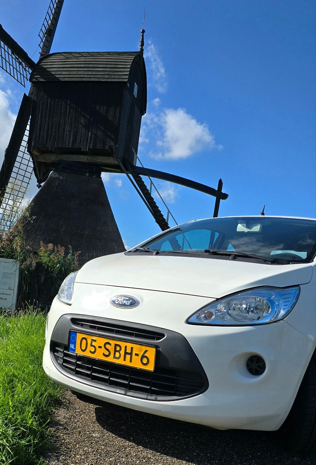 Ford Ka 1.2 69pk 2011 Wit nw APK, Auto's, Voorwielaandrijving, 1242 cc, 4 cilinders, 4 stoelen