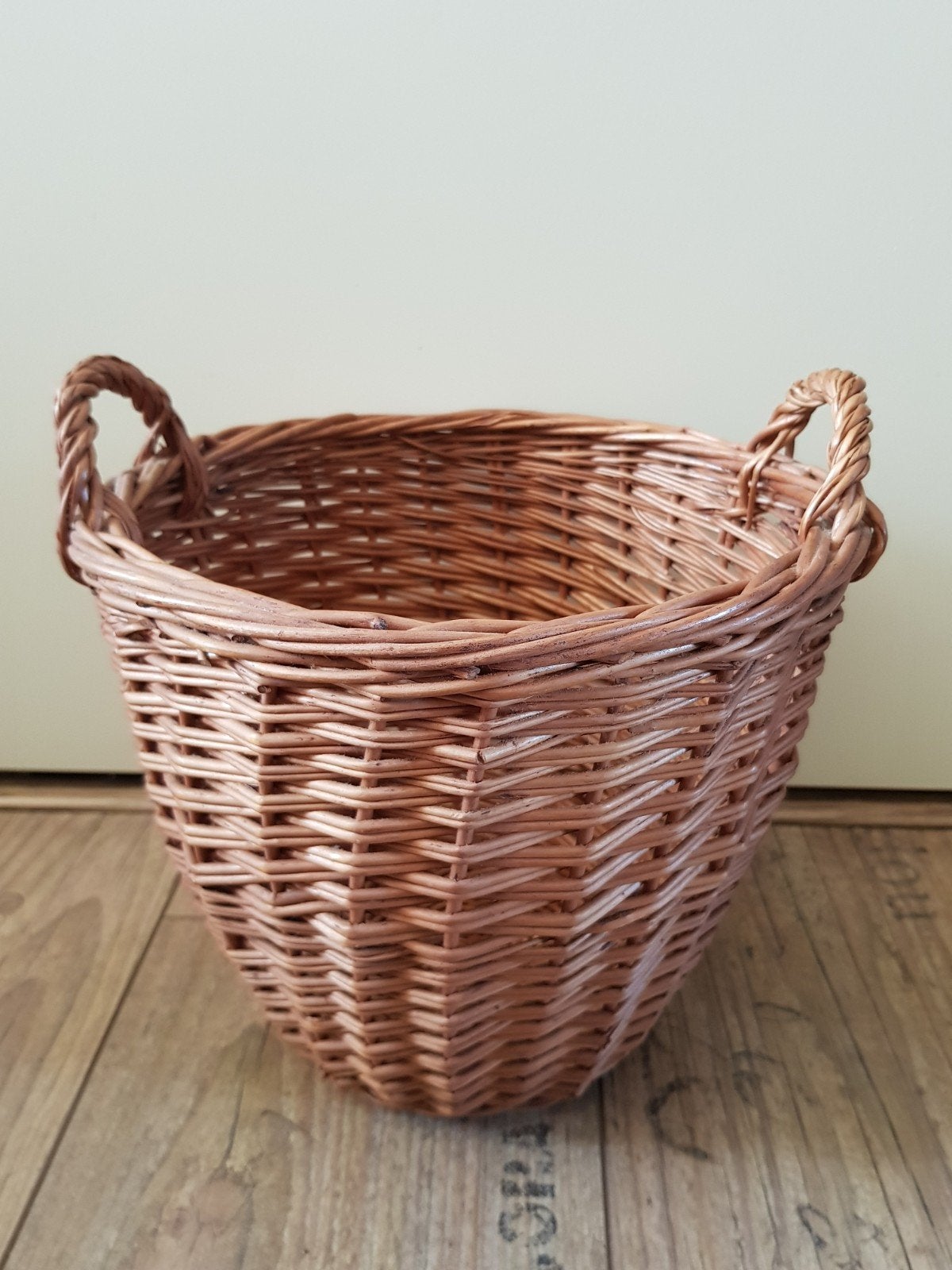 Oude stofdoekenmand / antieke mand, Huis en Inrichting, Woonaccessoires | Schalen en Manden, Mand, Handgemaakt, Rond, Ophalen of Verzenden
