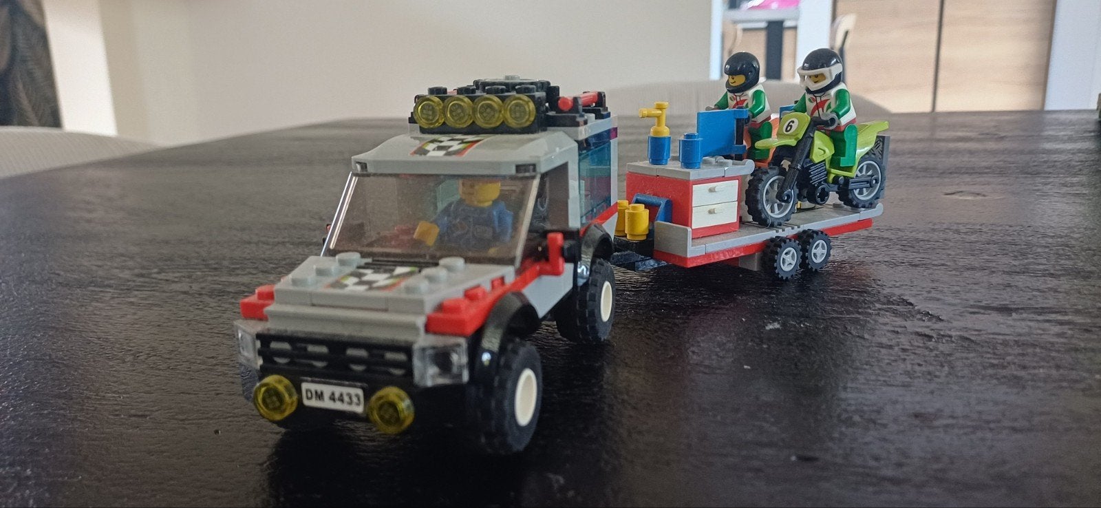 Lego City 4x4 met trailer en crossmotoren (set 4433), City, Lego, Ophalen of Verzenden, Zo goed als nieuw