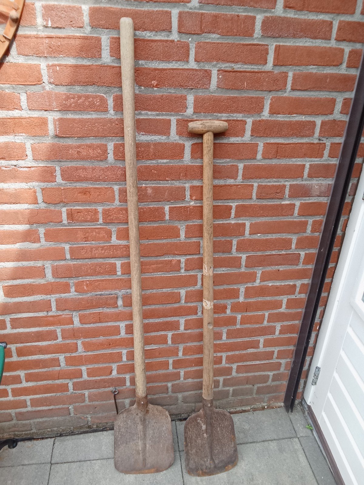 Twee Schoppen - Set van 2, Ophalen, Gebruikt