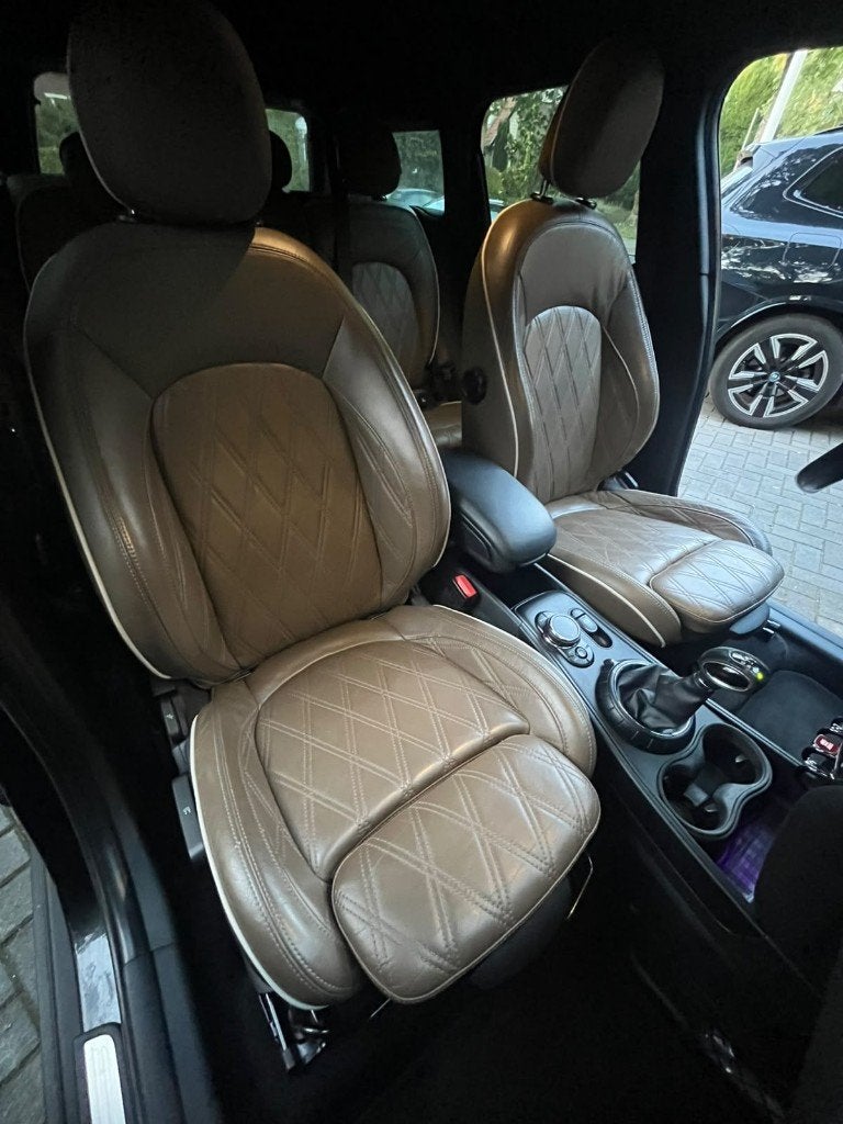 Foto 16 van Mini Countryman 1.5 100KW Cooper AUT 2017 Zwart