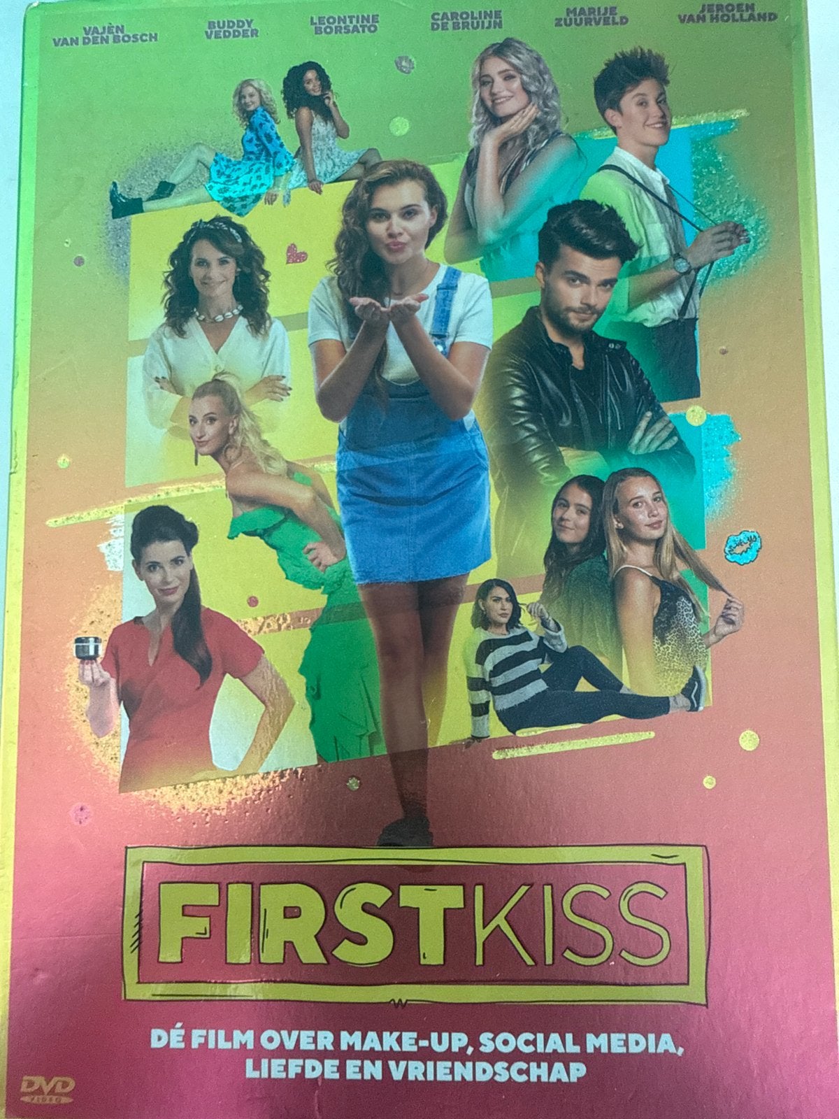 First Kiss DVD - Make-up, Social Media, Liefde & Vriendschap, Gebruikt, Nederlands, Vanaf 6 jaar, Ophalen of Verzenden