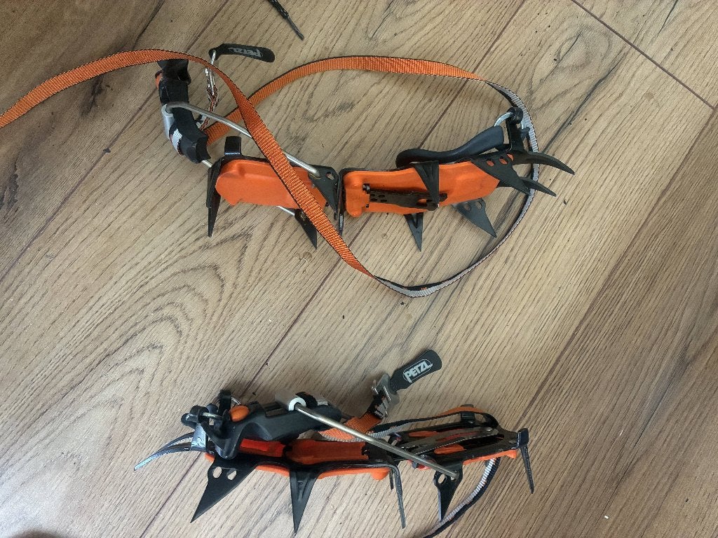Petzl Vasak Leverlock flexibele stijgijzers, Sport en Fitness, Ophalen of Verzenden, Zo goed als nieuw, Overige typen
