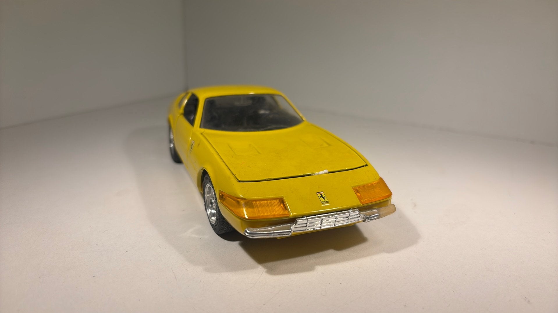 Ferrari 365 gtb /4 Daytona majorette 1.24, Overige merken, Ophalen of Verzenden, A, A