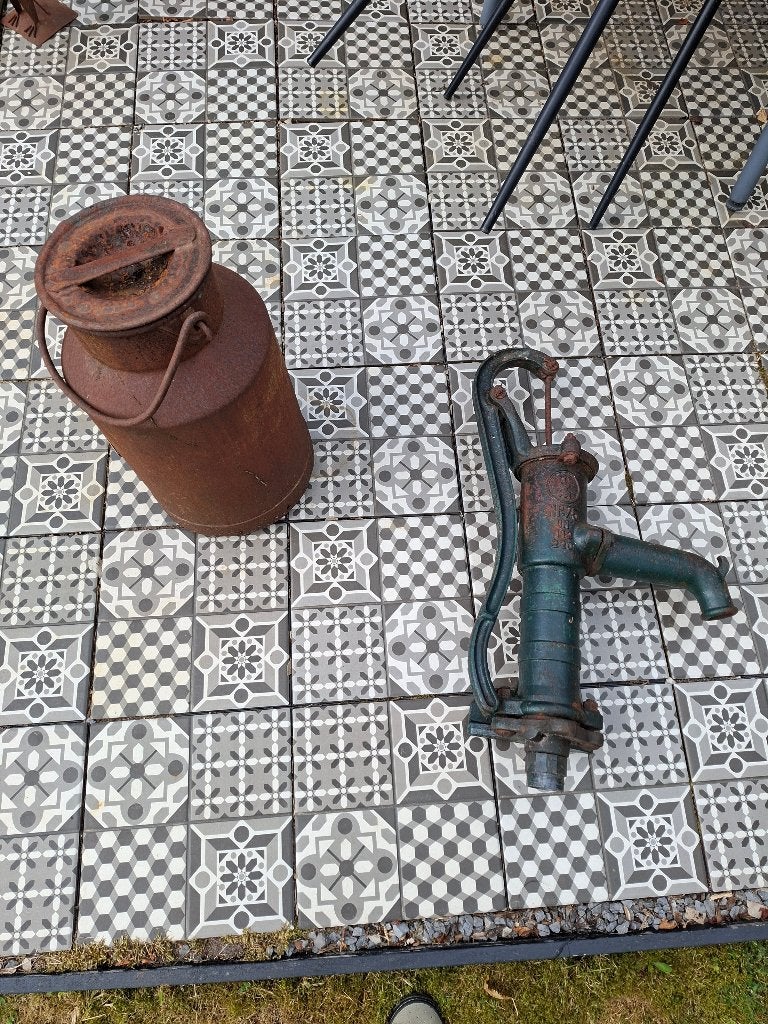 Waterpomp + Melkkan, Tuin en Terras, Waterpompen, Ophalen, Gebruikt, Handmatig, Bronpomp