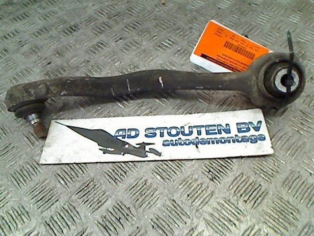 Draagarm Rechts Voor Onder Mercedes-Benz C (W204) 2008, Gebruikt, Mercedes-Benz AG, Mercedes-Benz, Mercedesstraße 120, Stuttgart 70372, , Duitsland