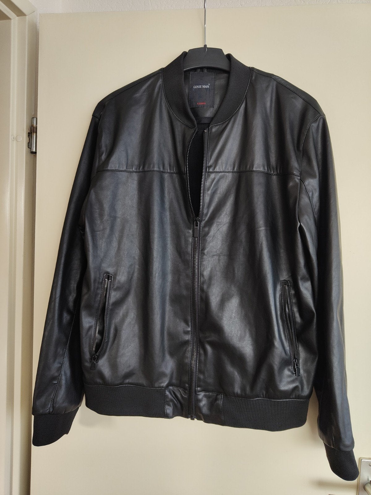Zwart kunst leren bomberjack / bikerjack Genie Man  XL, Ophalen of Verzenden, Nieuw, Maat 56/58 (XL), Zwart