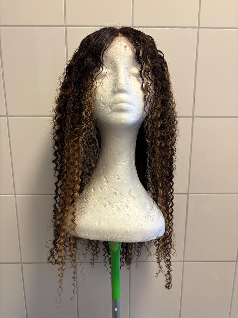 Pruik echt haar, Sieraden, Tassen en Uiterlijk, Uiterlijk | Haarverzorging, Ophalen of Verzenden, Nieuw, Pruik of Haarverlenging