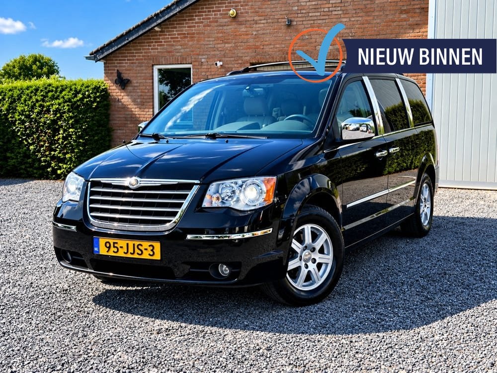 CHRYSLER GRAND VOYAGER 4.0 V6 LIMITED SWIVEL&GO+TAFEL YOUNGT, Auto's, Automaat, Dealer onderhouden, Gebruikt, Grand Voyager