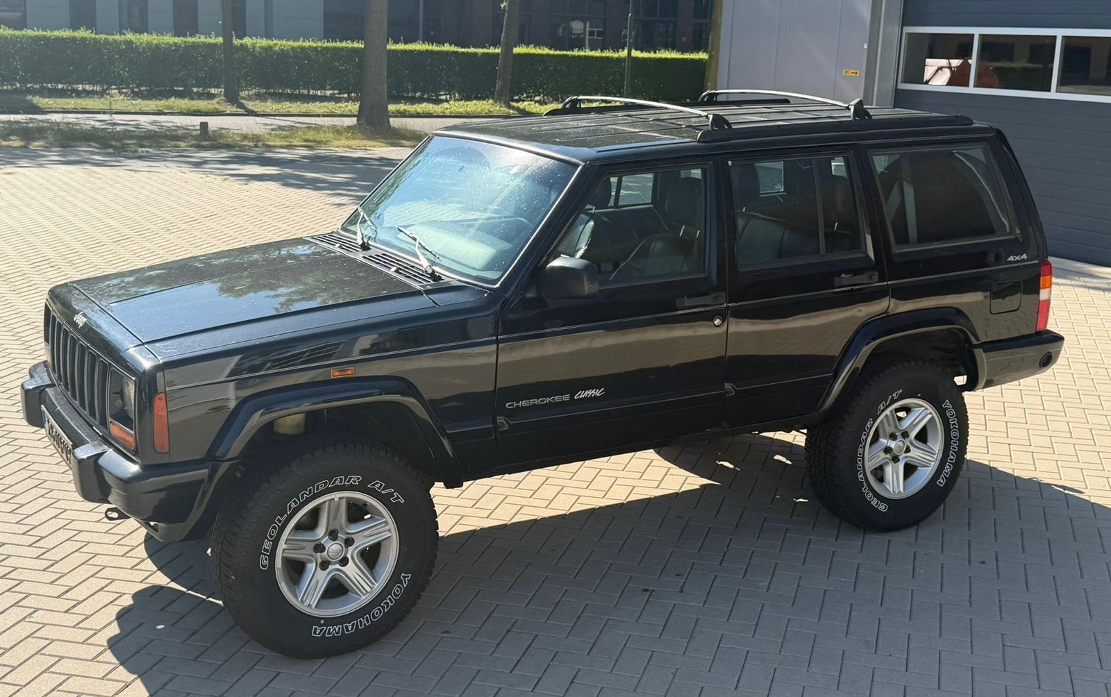 Jeep Cherokee
