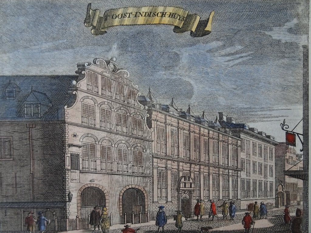 ets kleur Oostindisch huis Amsterdam, Commelin, 1726, Verzenden, Architectuur, Gravure, Origineel