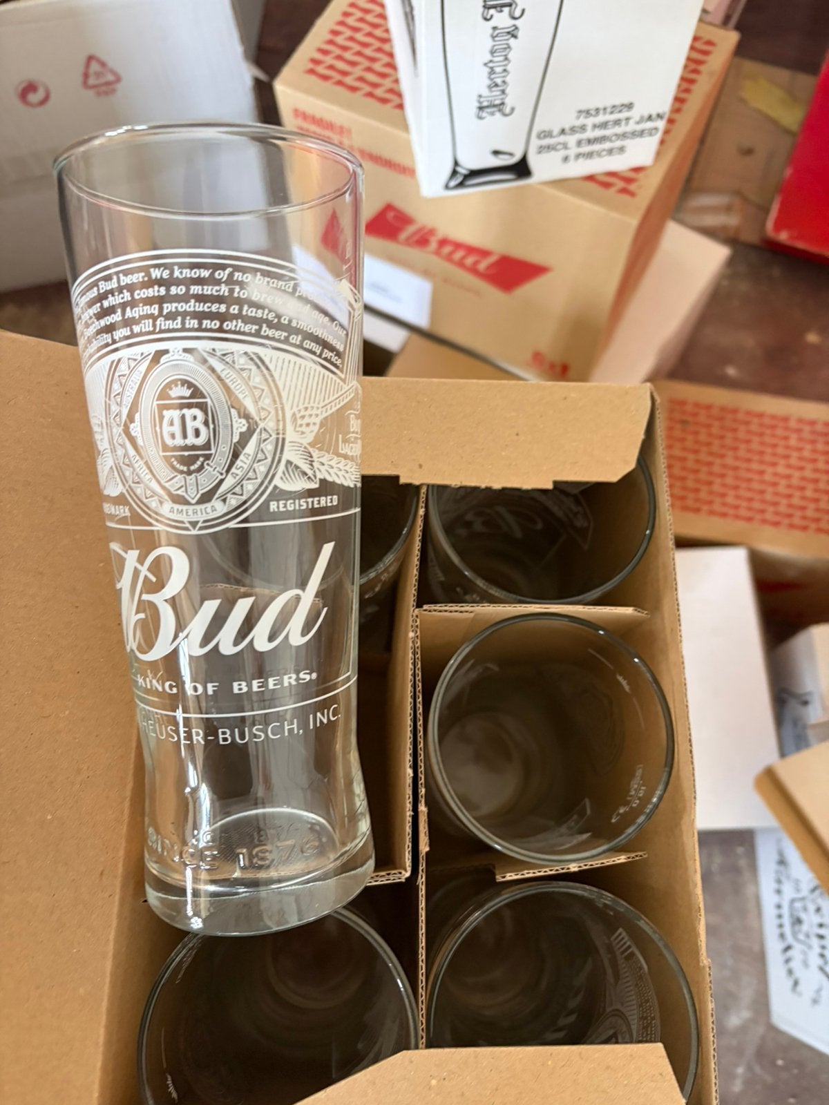 6 halve lliter glazen BUD, Ophalen of Verzenden, Nieuw, Bierglas