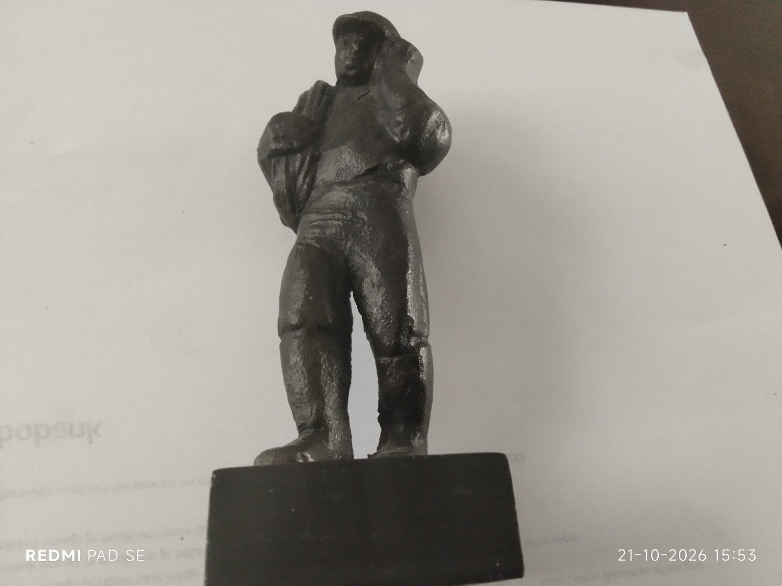 Bronzen beeld 'De Elektricien' door Marlies Noordkamp ., Minder dan 20 cm, Gepatineerd, Ophalen of Verzenden, Brons