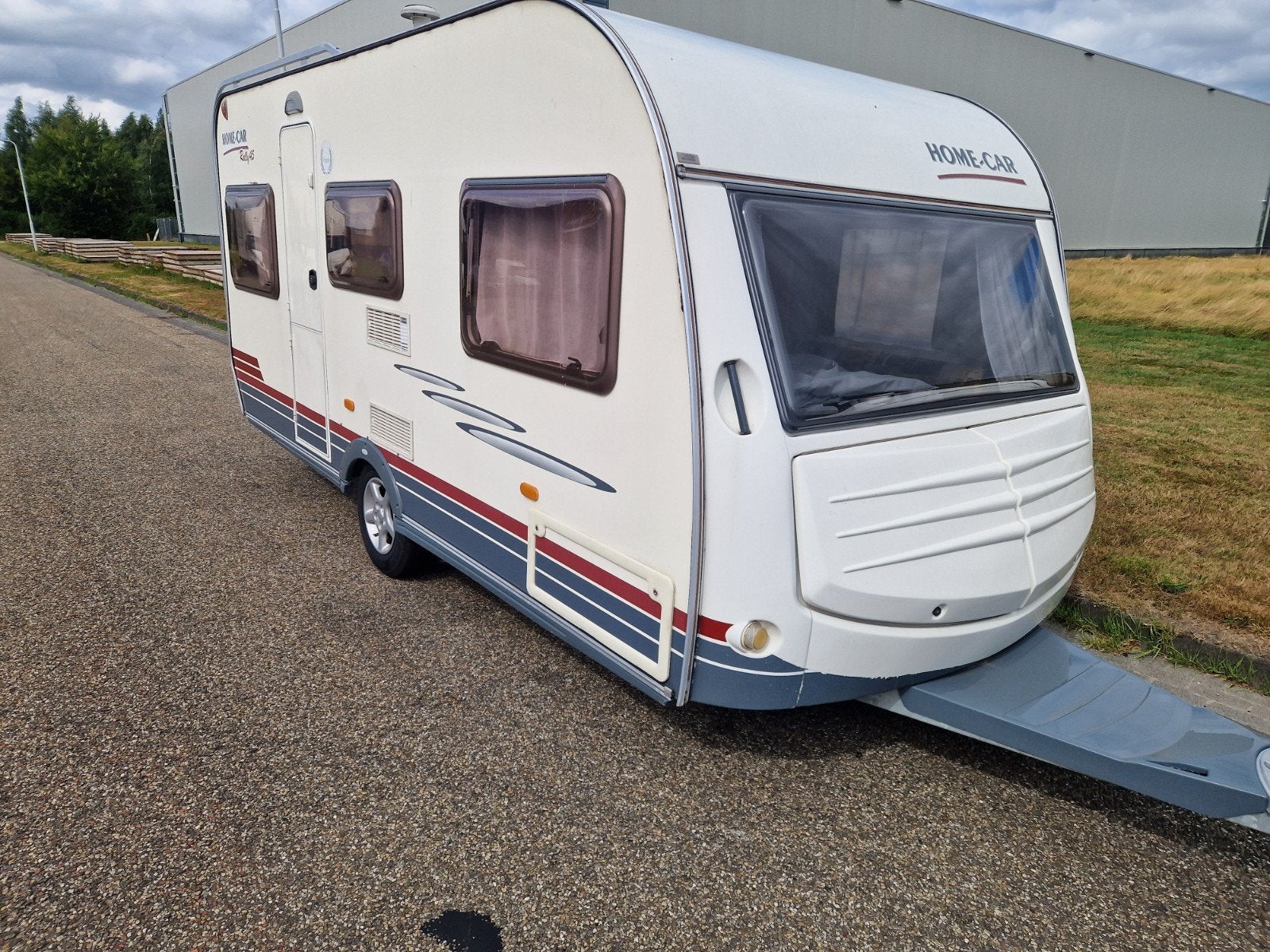 home car caravan 2003 met luifel en voortent 4 persoons!!, Caravans en Kamperen, Home-car, Rondzit, Bedrijf, Luifel