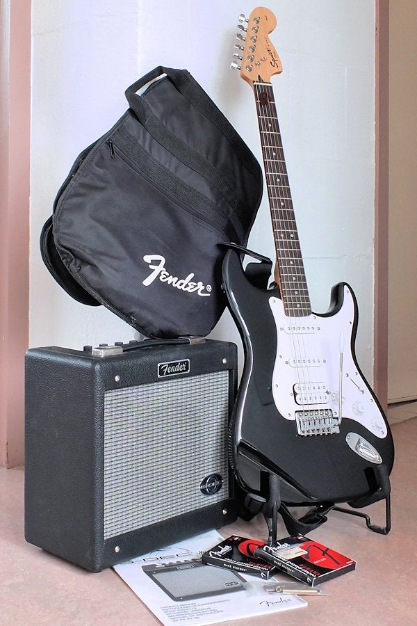 Fender versterker met stratocaster gitaar, Ophalen, Gebruikt, Gitaar, Minder dan 50 watt