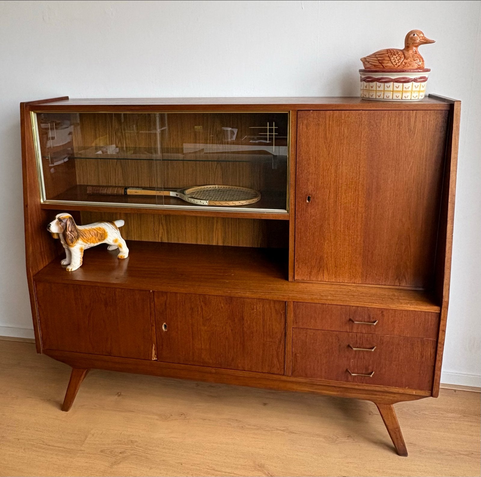 Vintage Mid Century highboard (Dressoir/Vitrinekast), Ophalen