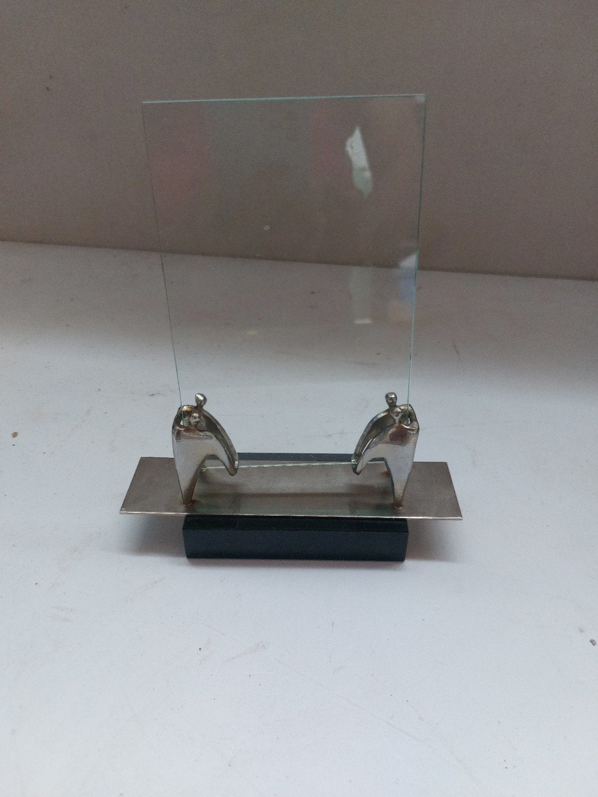 Fotolijstje van Corty Ammettlaan, Audio, Tv en Foto, Fotografie | Fotolijsten, Gebruikt, Zilver, Met glas, Standaard fotolijst