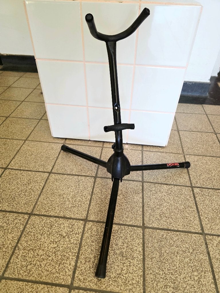 Dixon Professional Alto/Tenor Saxophone Stand–Folding Tripod, Ophalen of Verzenden, Gebruikt, Saxofoon