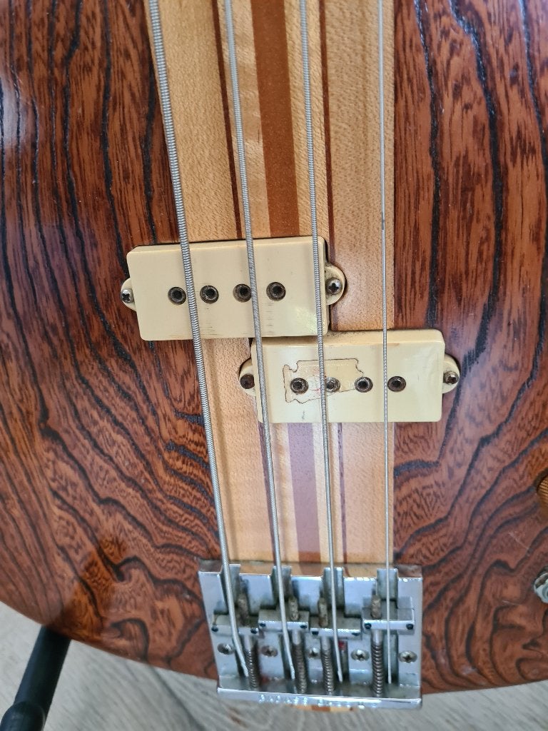 Phil Jones BP800 Basversterker + Kasuga SCB-1200 Bas SAMEN:, Muziek en Instrumenten, Ophalen of Verzenden, Gebruikt, Elektrisch