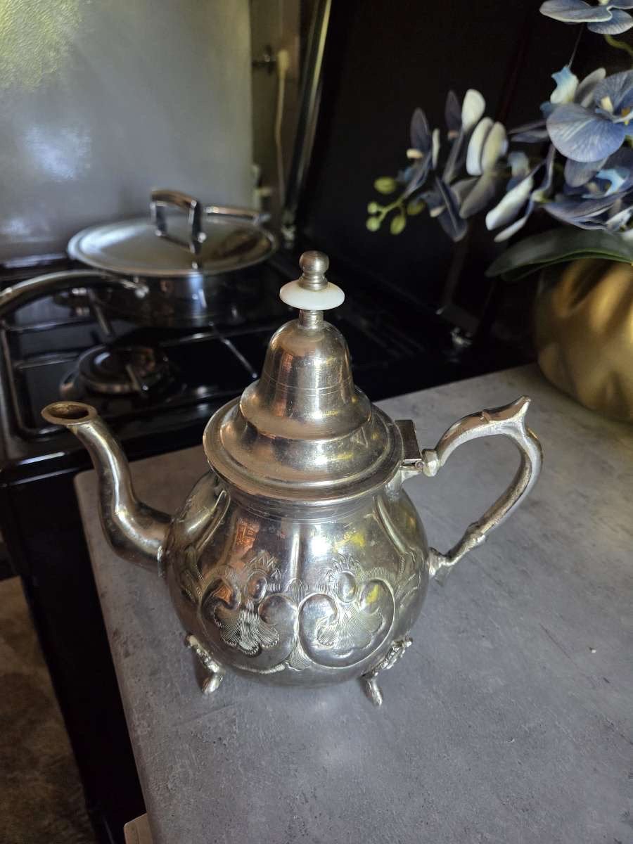 Marokkaanse theepot verzilverd, Ophalen of Verzenden