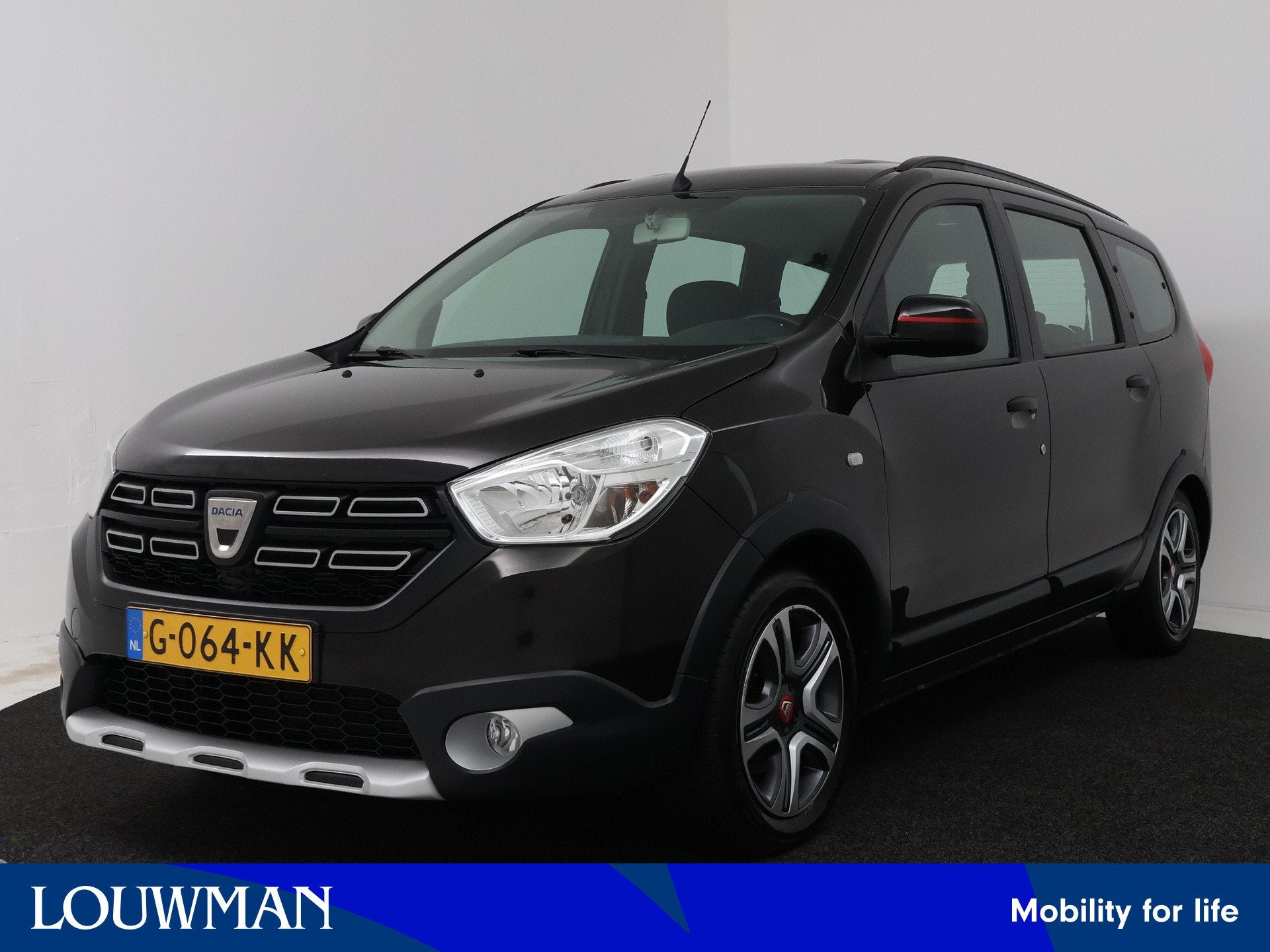 Dacia Lodgy 1.3 TCe Tech Road 7p. | Trekhaak | Navigatie | C, Auto's, 12 maanden, Stof, Gebruikt, 4 cilinders