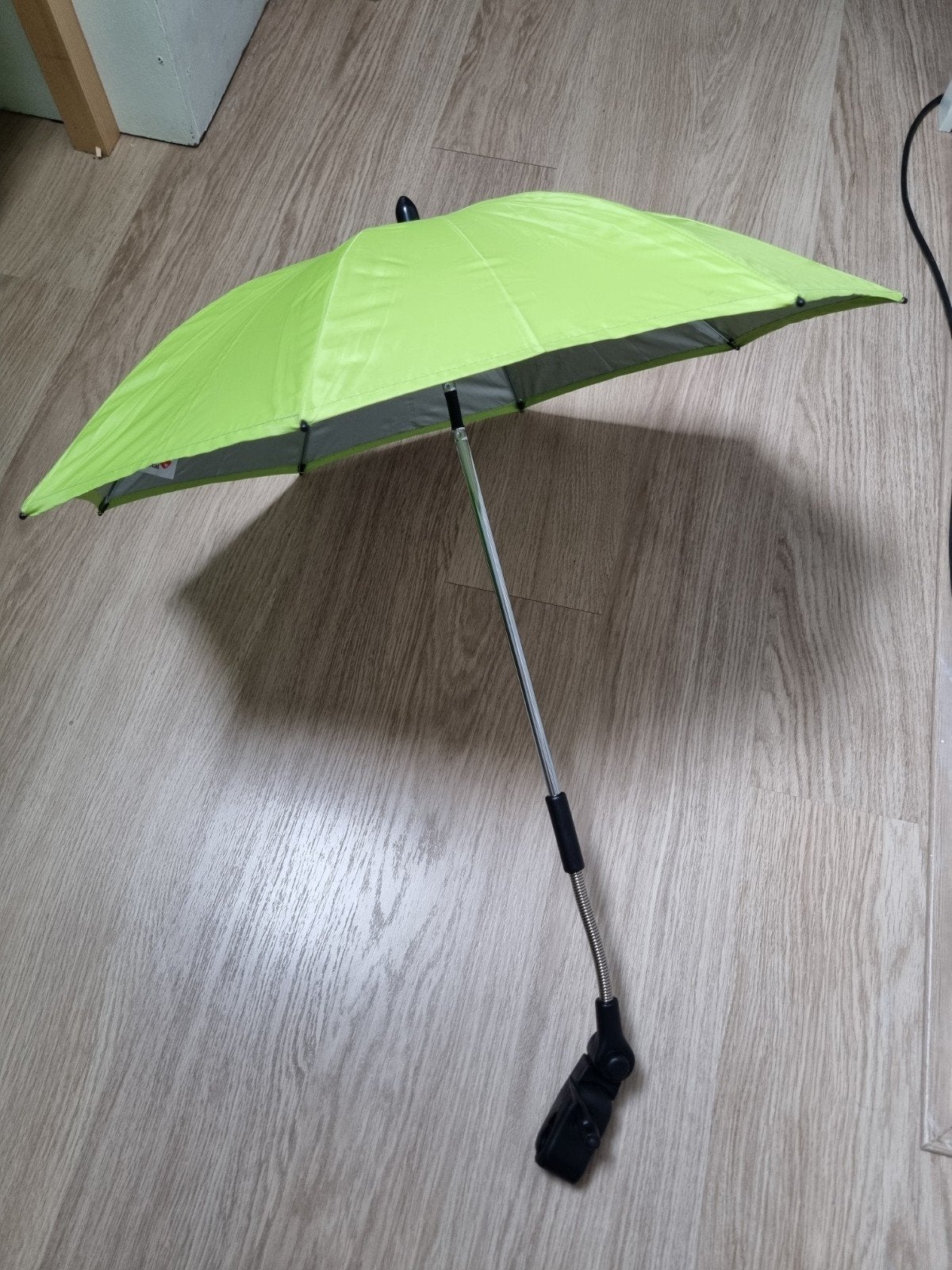 Groene parasol / parapluvoor kinderwagen / buggy, Ophalen, Zo goed als nieuw, Overige merken