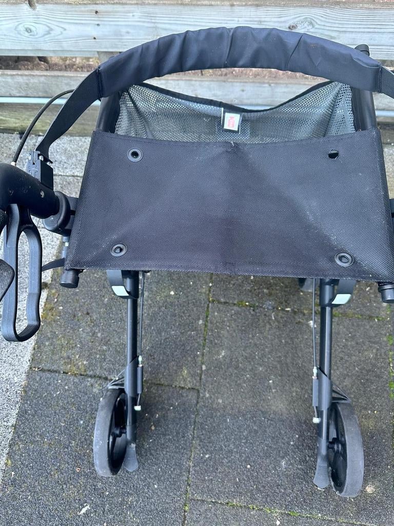 Rollator Volito, Diversen, Rollators, Ophalen of Verzenden, Lichtgewicht
