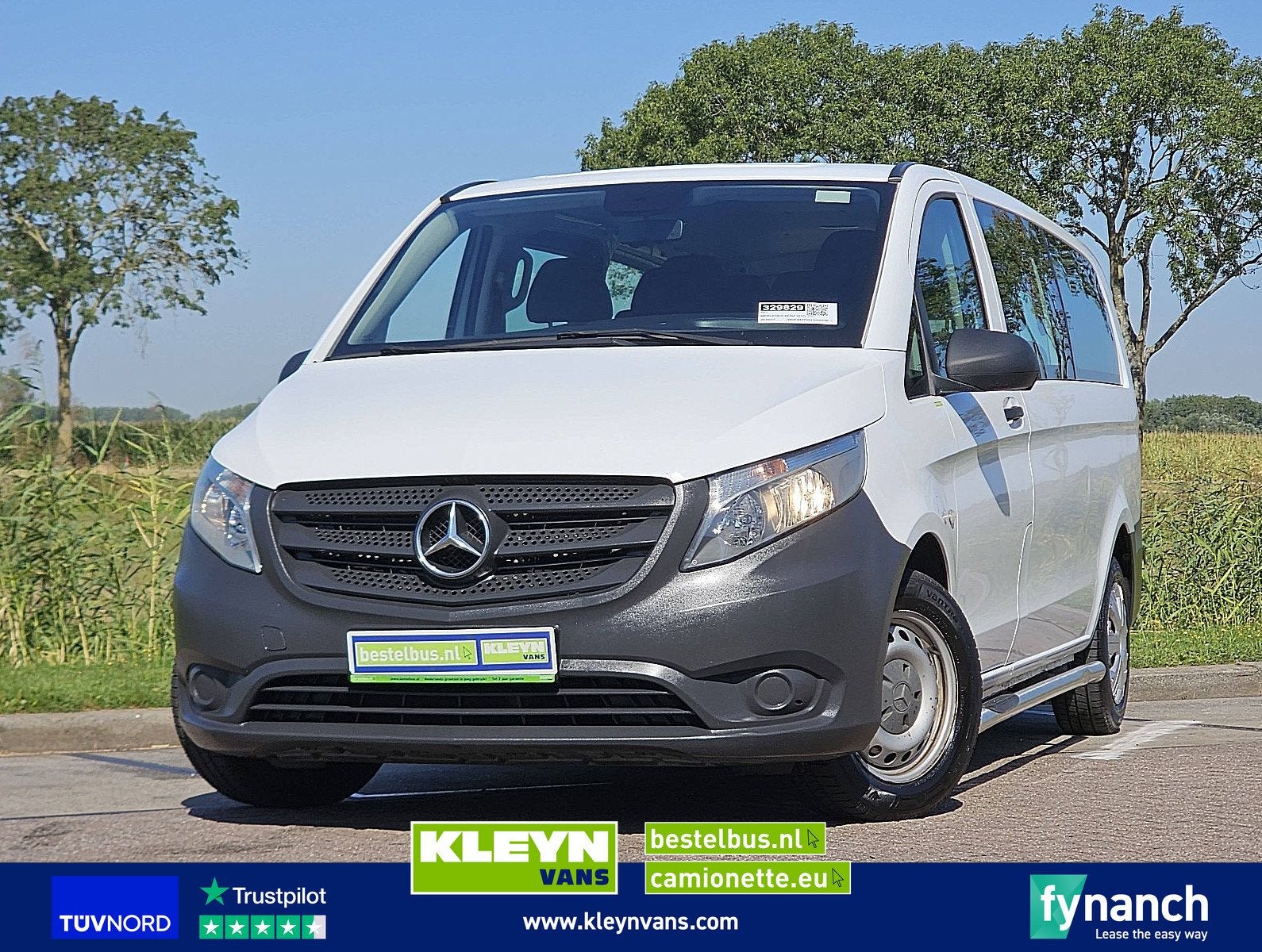 MERCEDES-BENZ VITO 109 tourer 9-persoons xl, Auto's, Gebruikt, Euro 6, 255 €/maand, Wit