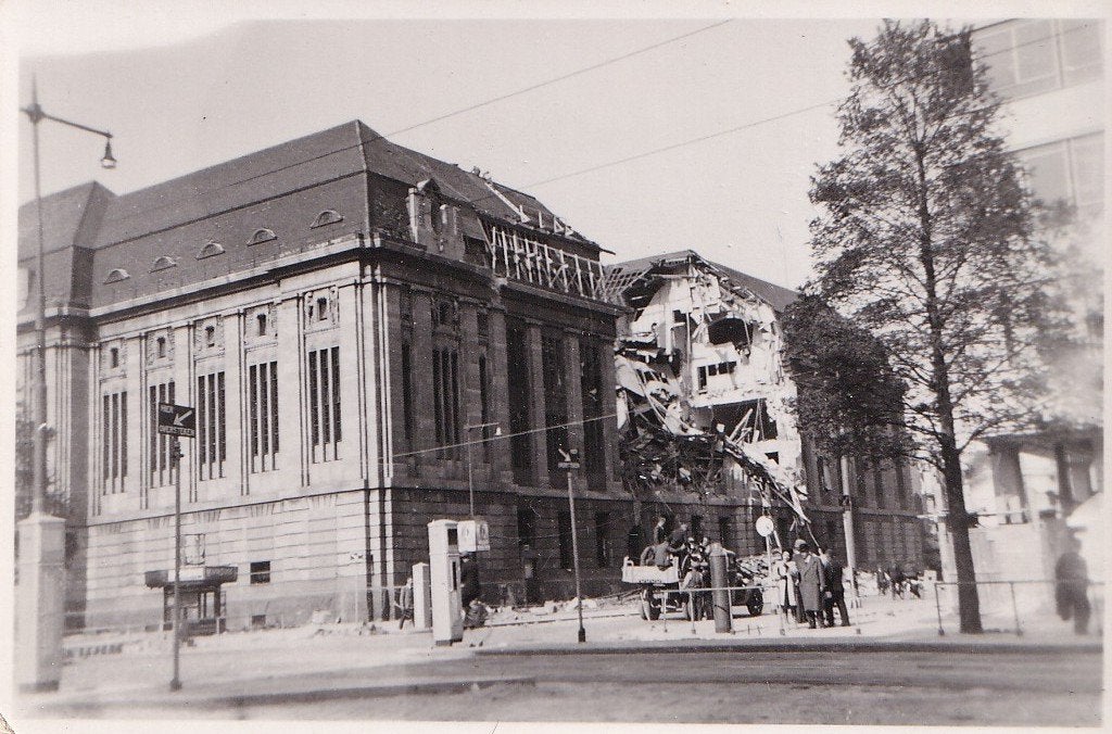 Zeldzame WO2 Foto Rotterdam Verwoesting Coolsingel, Ophalen of Verzenden, Nederland, Foto of Poster