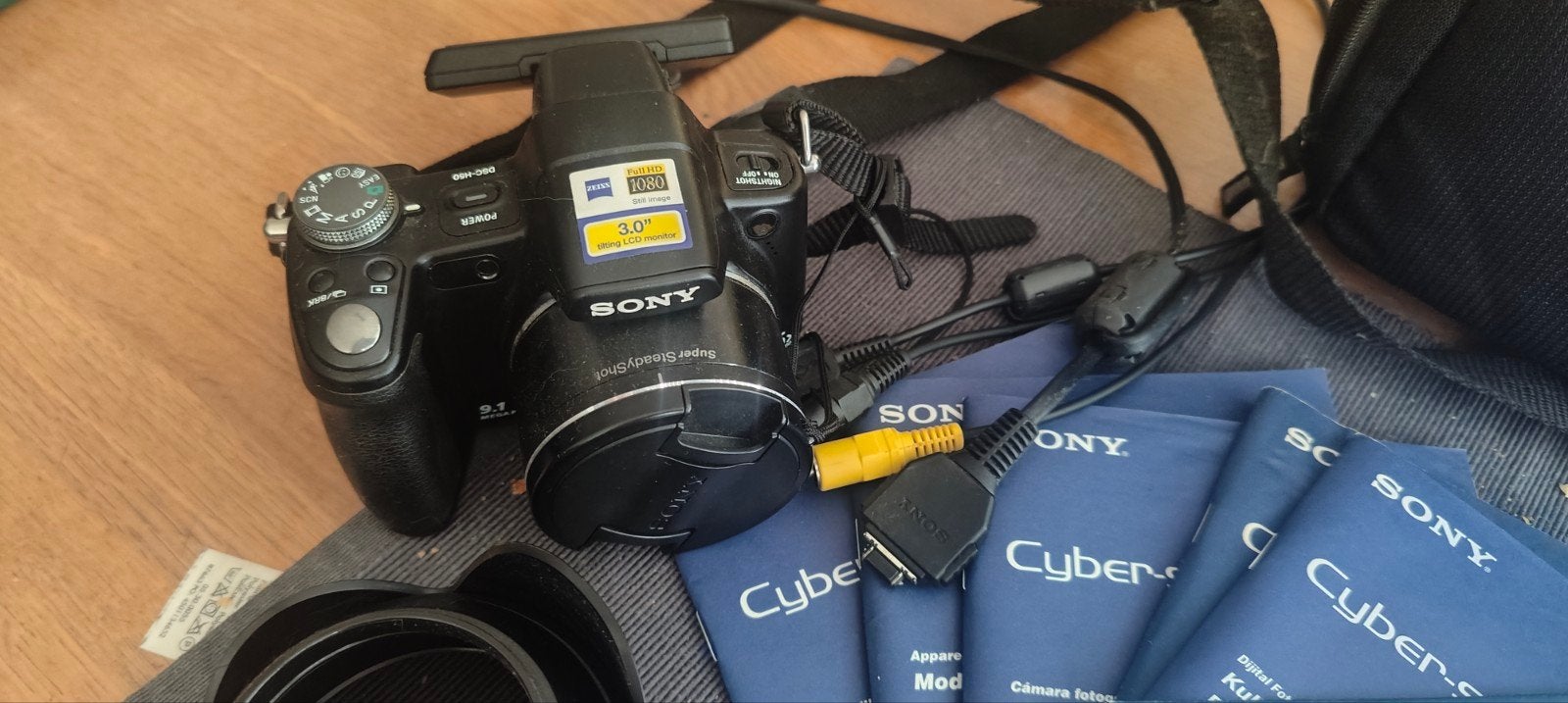 Sony Cyber-shot DSC-H50 Bridgecamera met accessoires, Ophalen of Verzenden