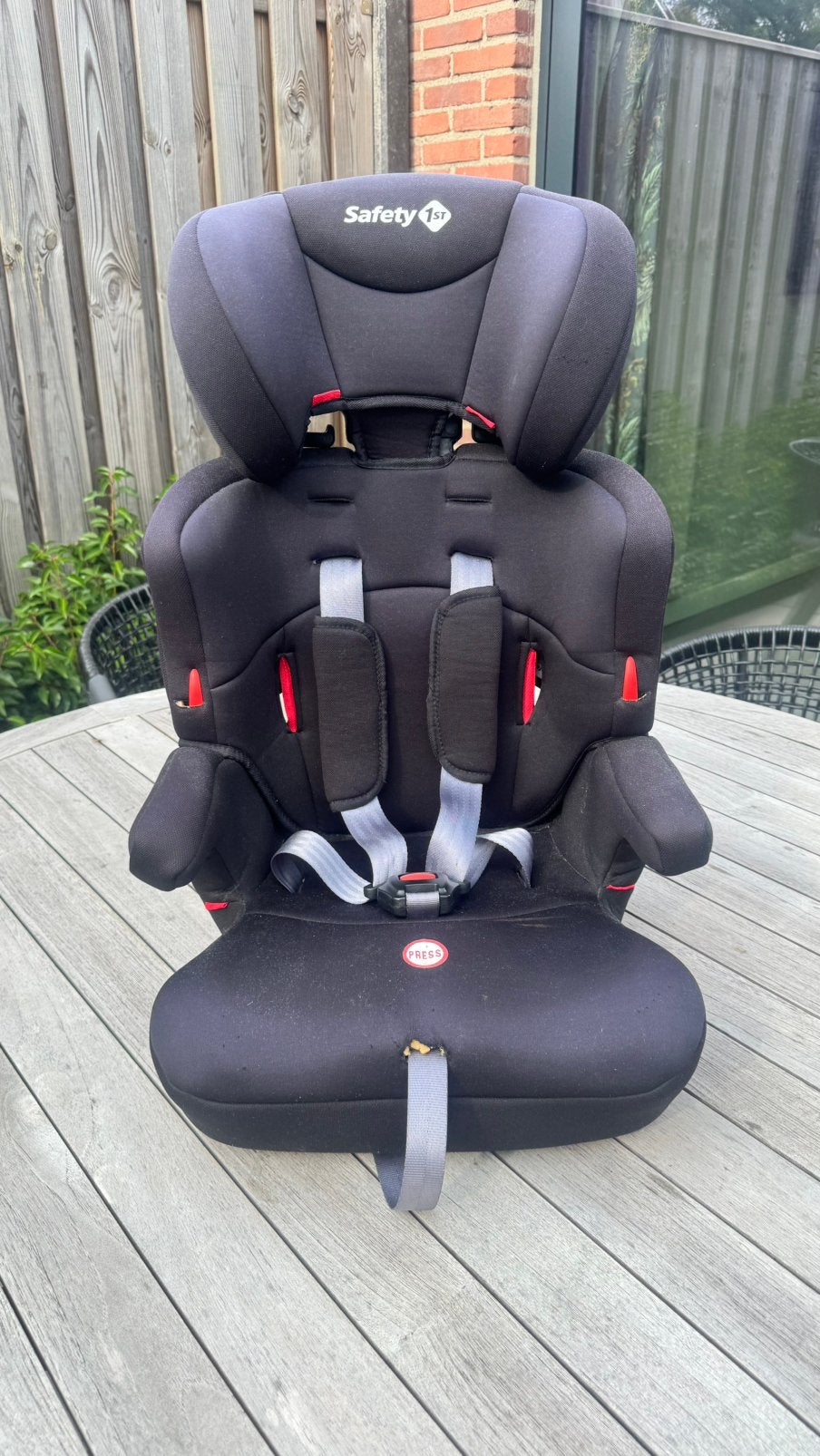 Safety 1st autostoel, Kinderen en Baby's, Autostoeltjes, Autogordel, Zijbescherming, Zo goed als nieuw, Ophalen