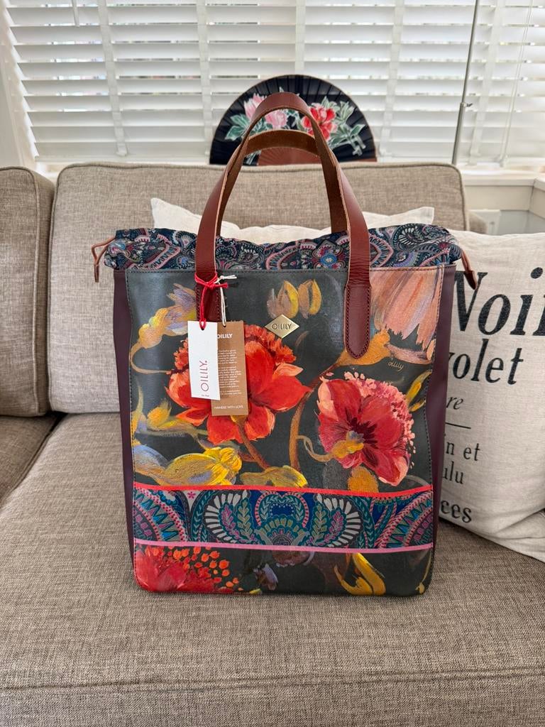 OILILY Painted Flowers leren draagtas - NIEUW, Sieraden, Tassen en Uiterlijk, Tassen | Schoudertassen, Overige kleuren, Nieuw