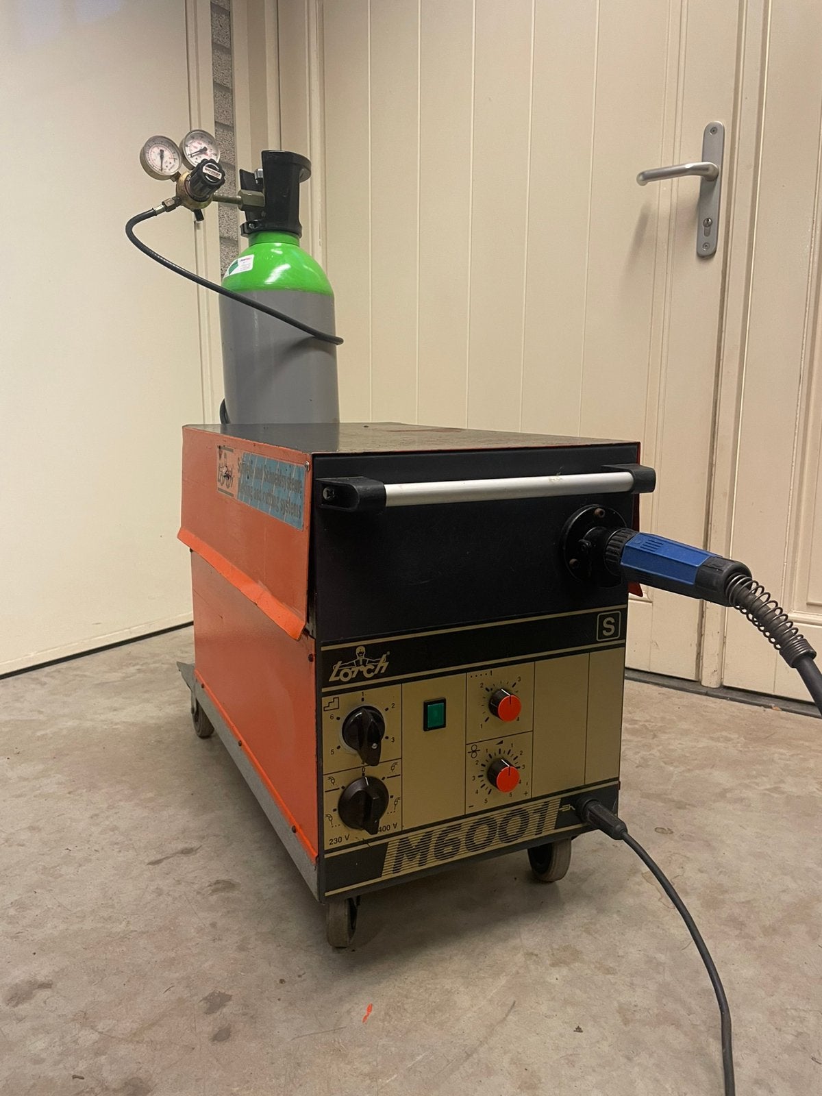 CO2,MIG MAG,lasapparaat, laspost,Lorch 230 & 380 V, Ophalen, Zo goed als nieuw, 150 tot 250 ampère, Co2
