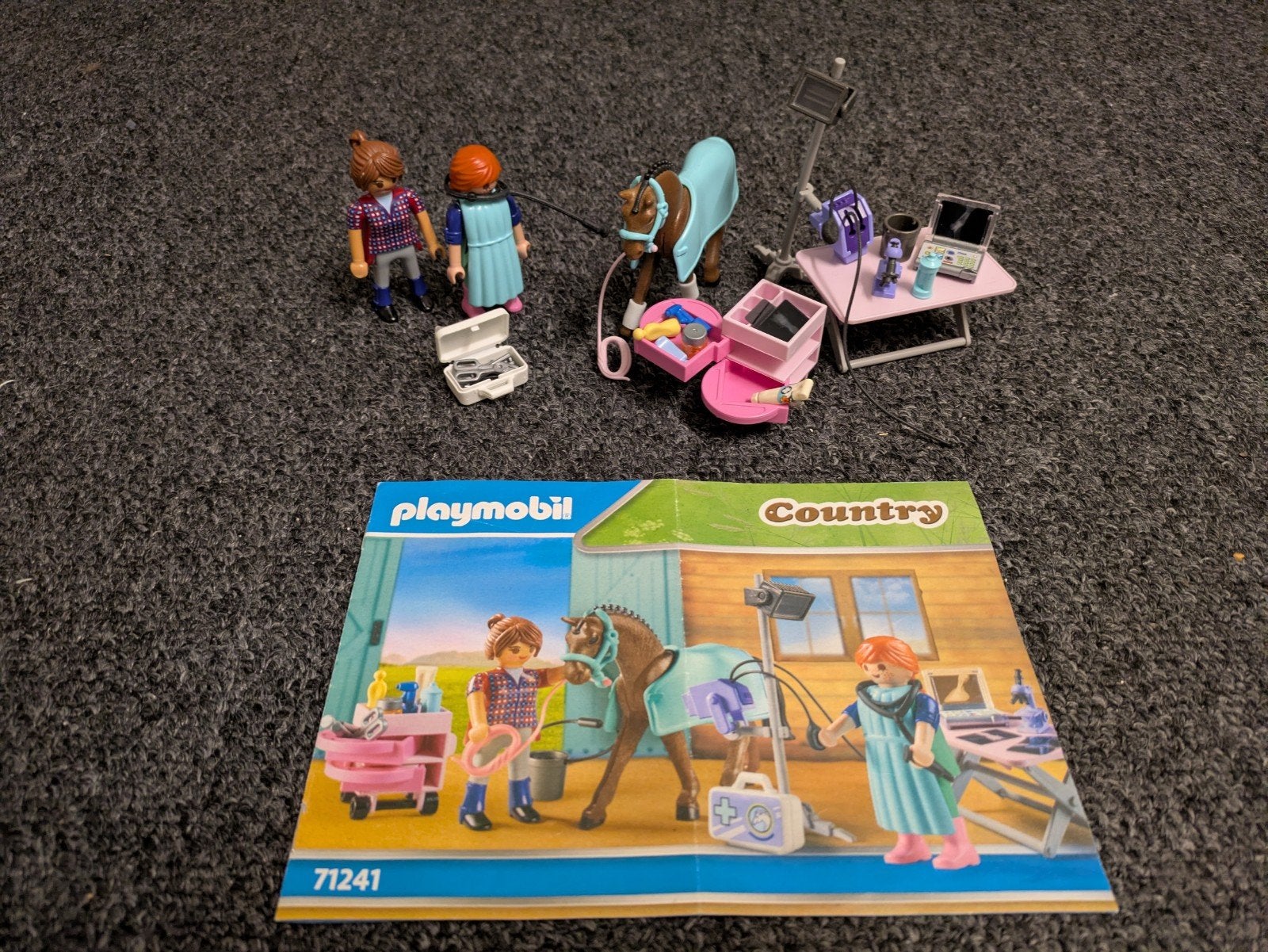 Playmobil Country dierenarts 71241, Complete set, Ophalen of Verzenden, Zo goed als nieuw, Country